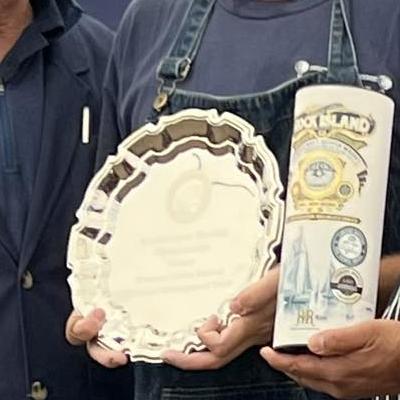 Alexander Wallace the oyster shucking champion of 2025